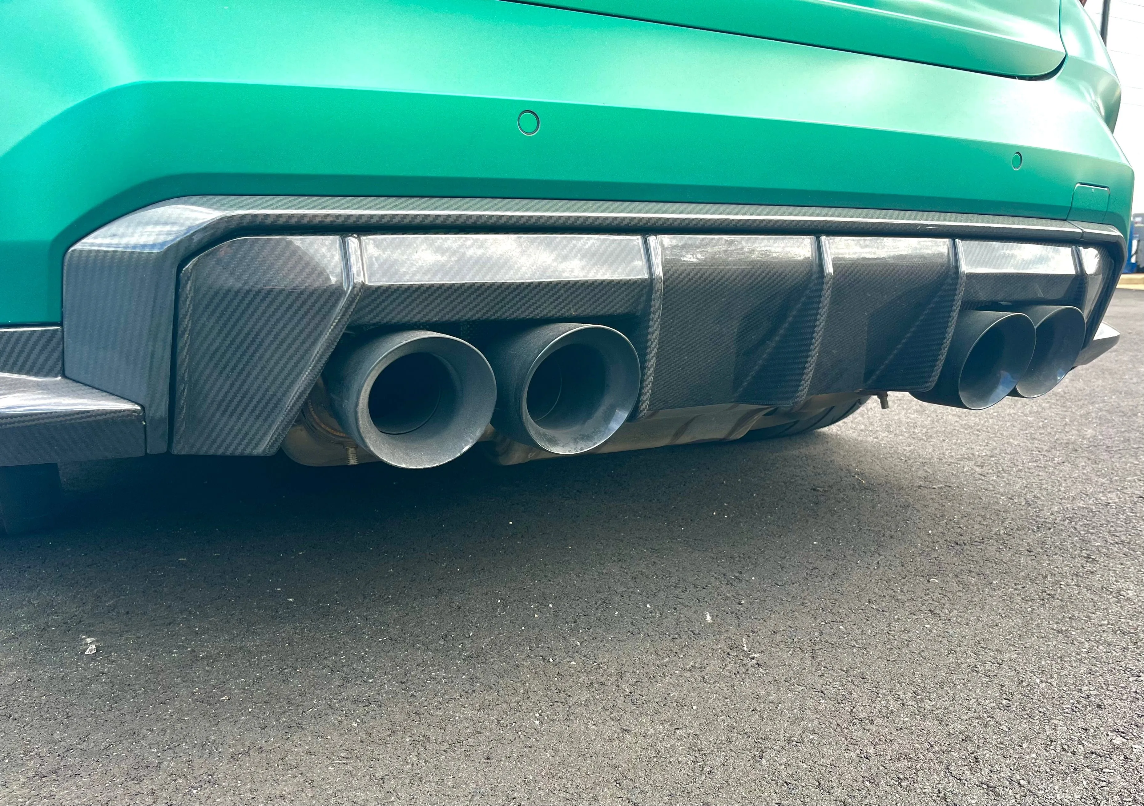 2020-2025 BMW M3 (G80) / M4 (G82 / G83) Performance Style Dry Carbon Fiber Rear Center Diffuser