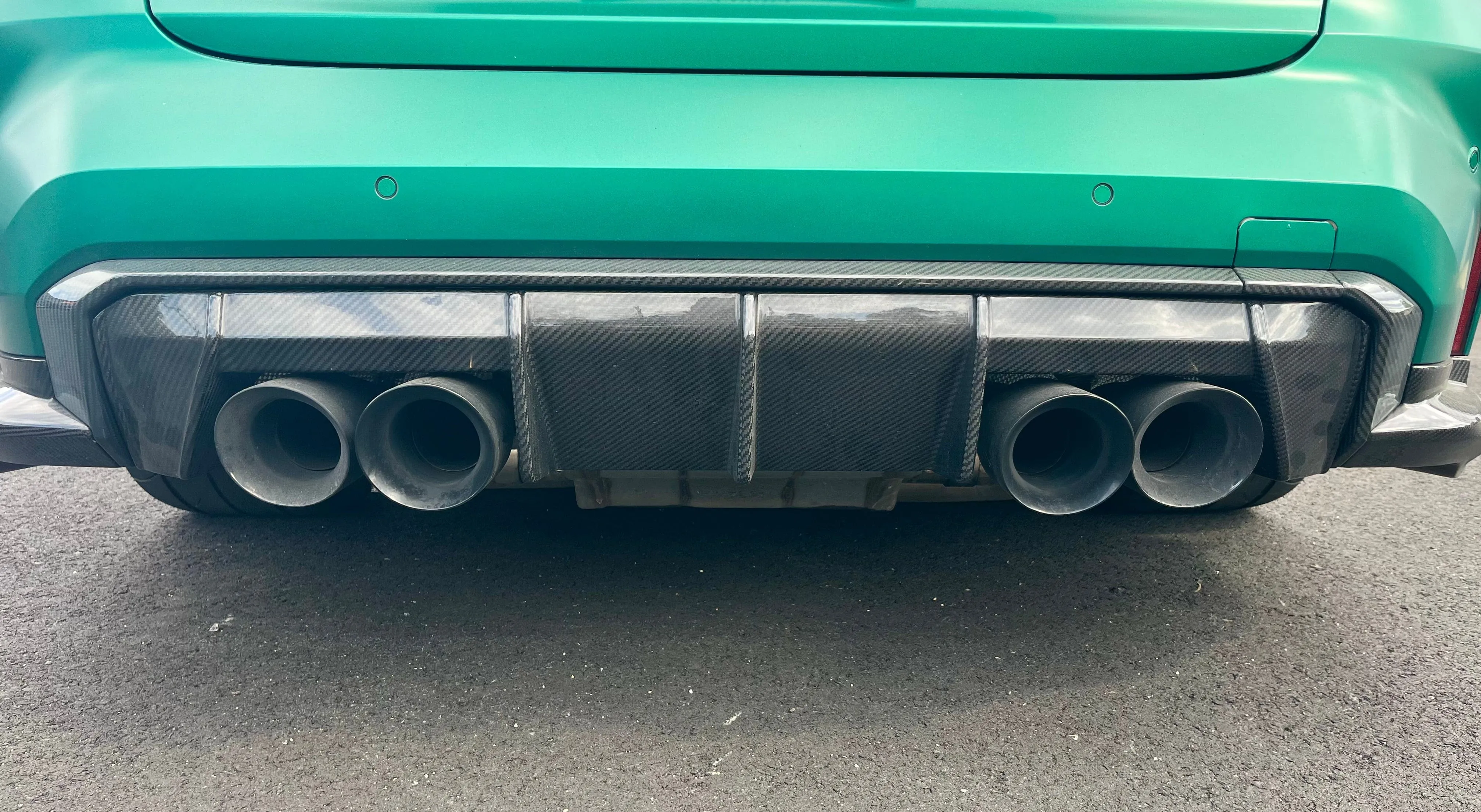 2020-2025 BMW M3 (G80) / M4 (G82 / G83) Performance Style Dry Carbon Fiber Rear Center Diffuser
