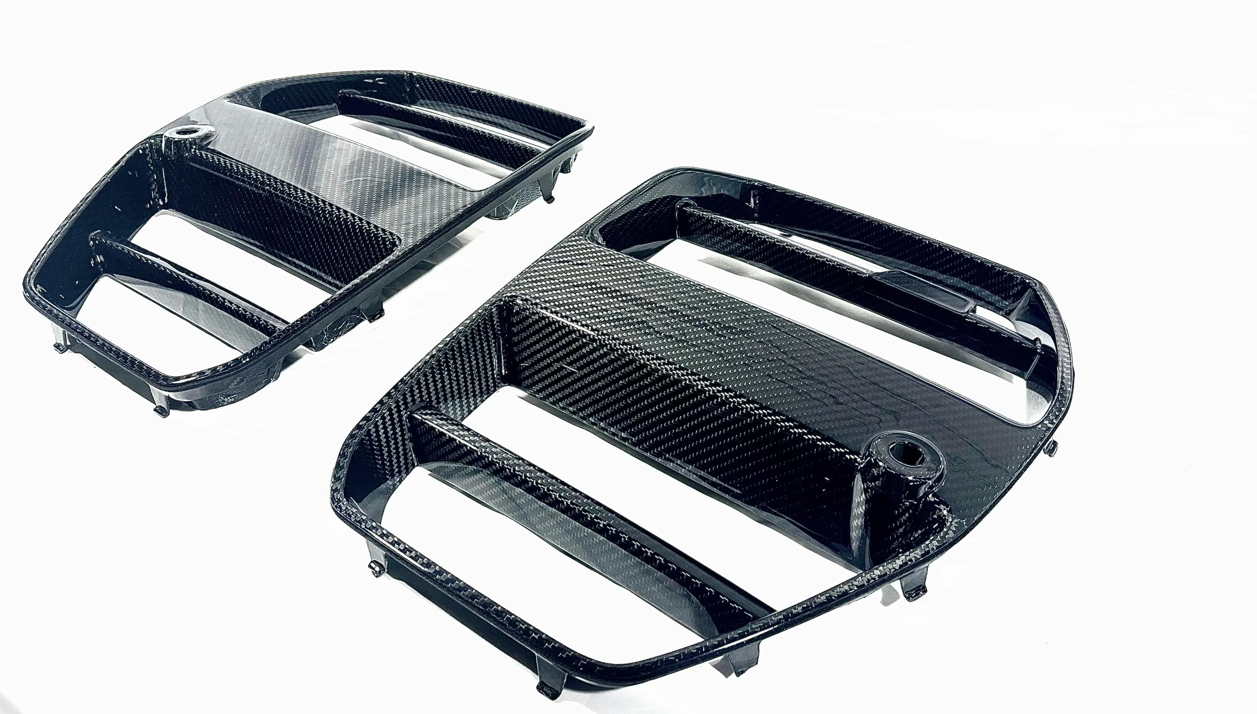 2020-2025 BMW M3 (G80) / M4 (G82 / G83) Vorsteiner Inspired Dry Carbon Full Replacement Kidney Grille