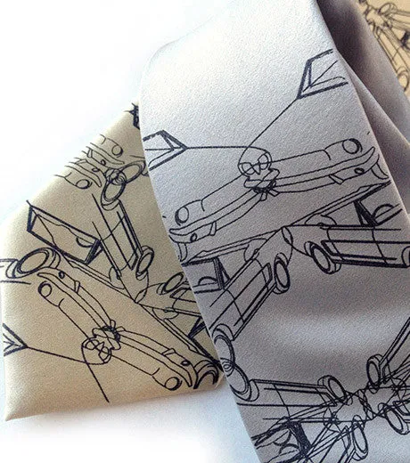 Cargyle Necktie. Classic Car Print Tie