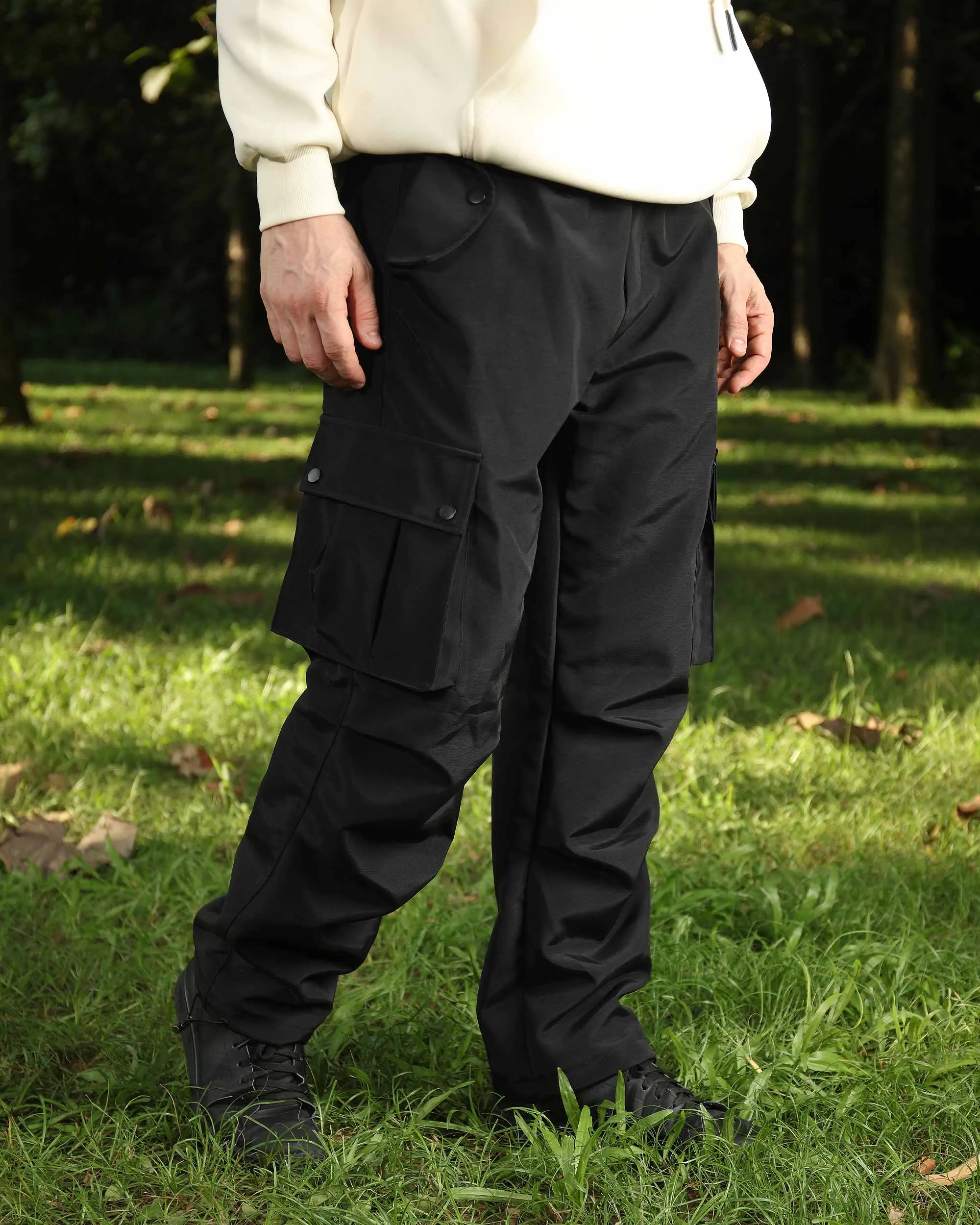 Durable Cargo Pants for Outdoor Activities