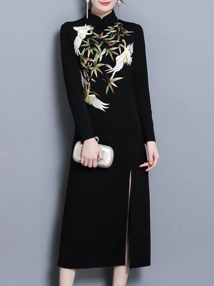 Embroidered Split Vintage Dresses