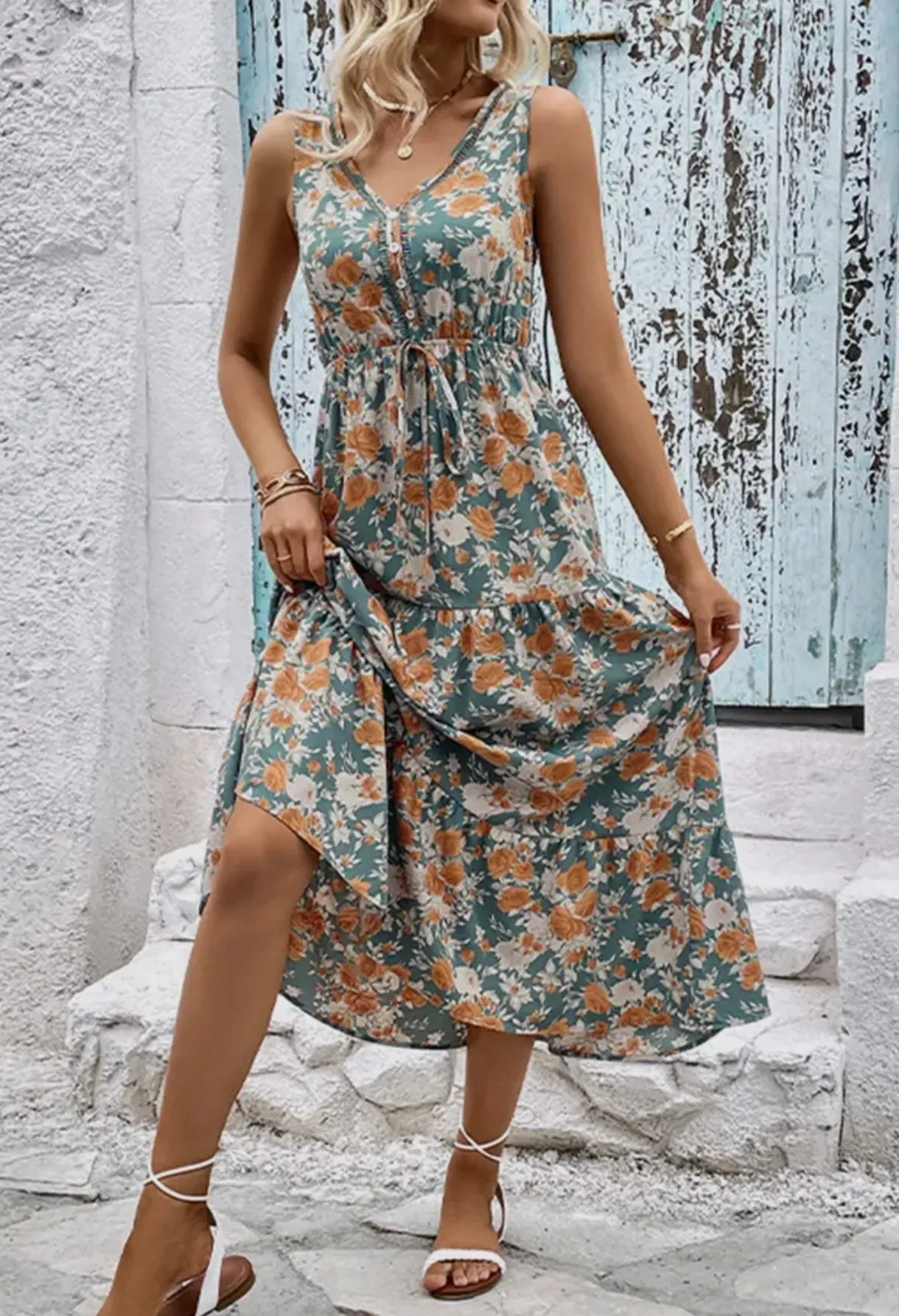 Floral sleeveless tiered dress