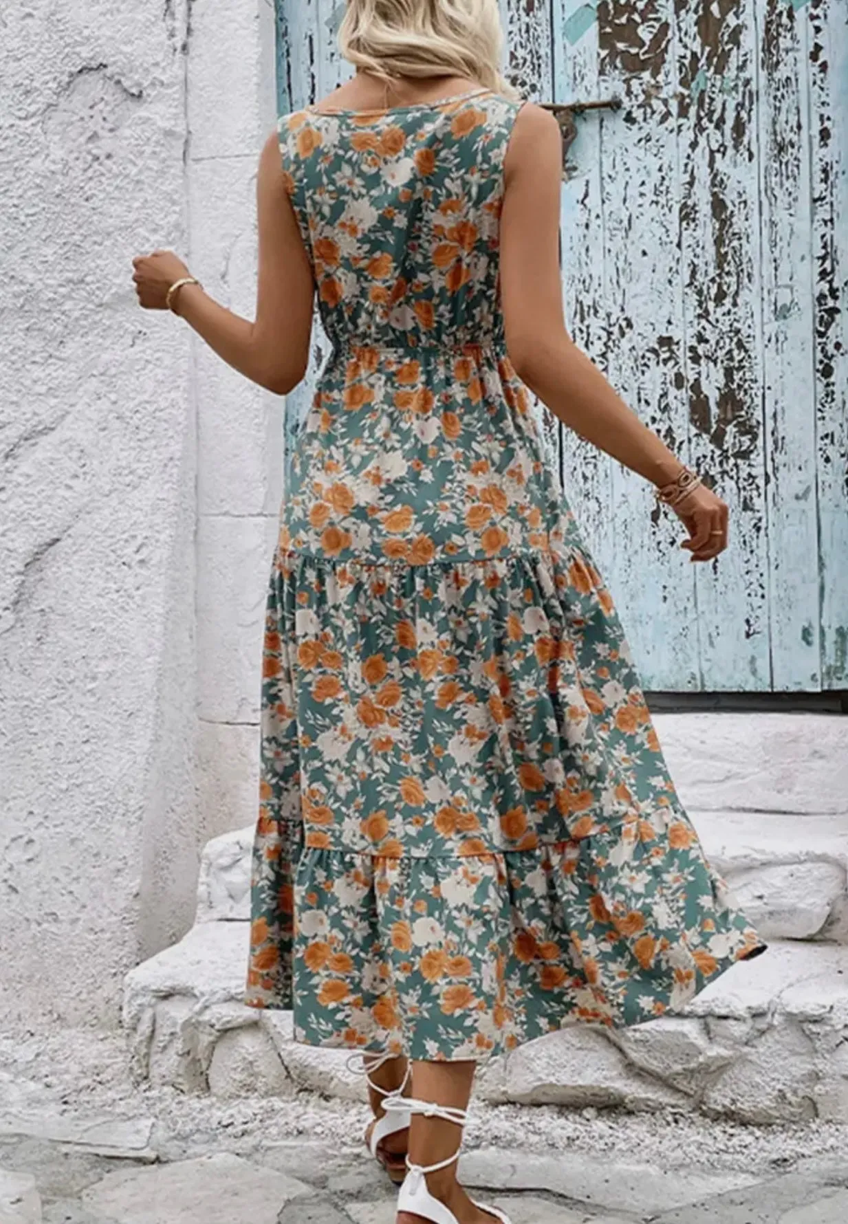 Floral sleeveless tiered dress