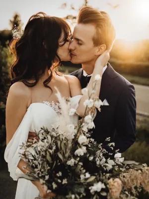 Glamorous A-line Wedding Dresses Backless Chiffon Bridal Gowns WD257