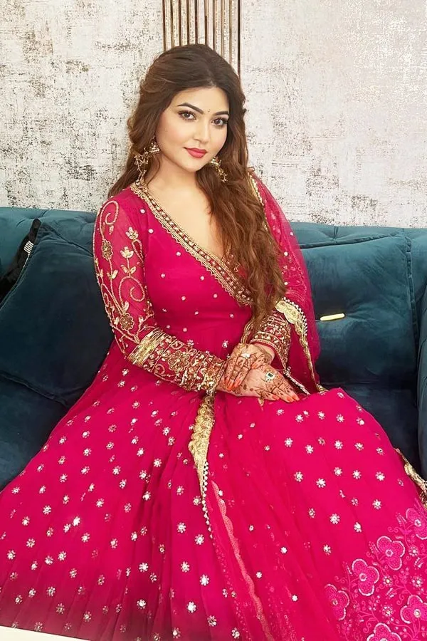 Gowns For Indian Wedding Reception With Price