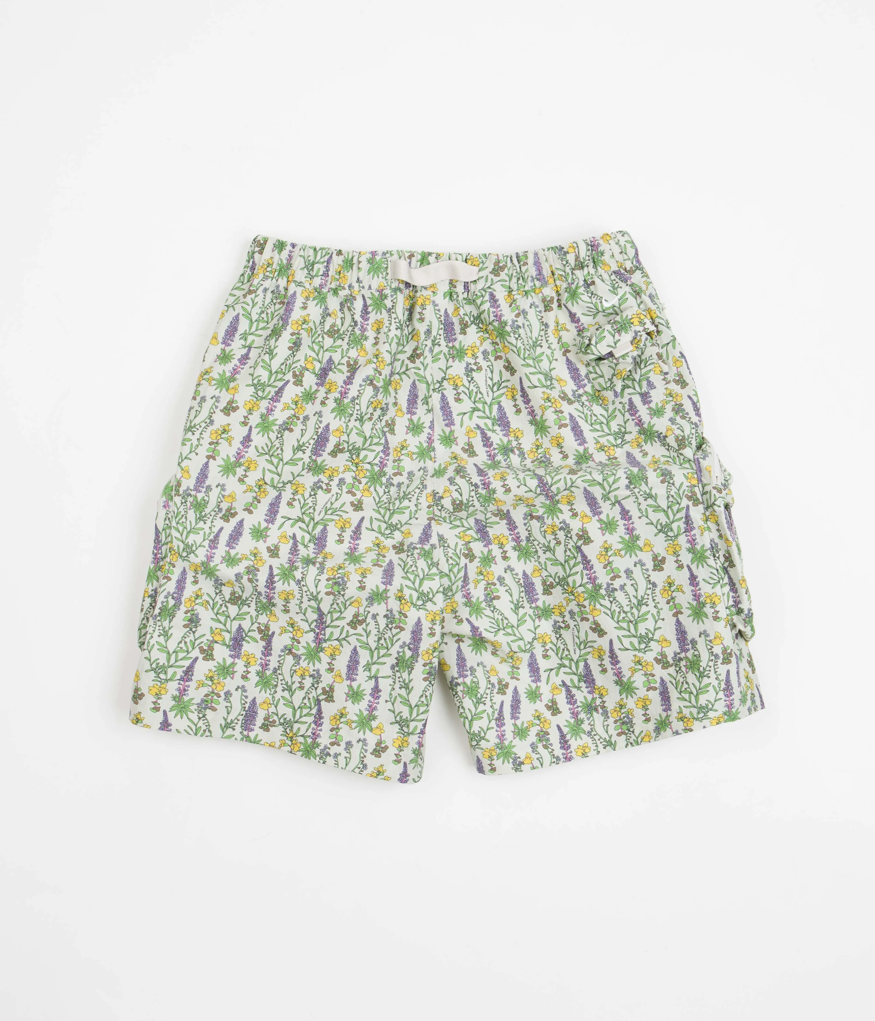 Nike ACG Snowgrass Cargo Shorts - Light Bone / Light Iron Ore / Summit White