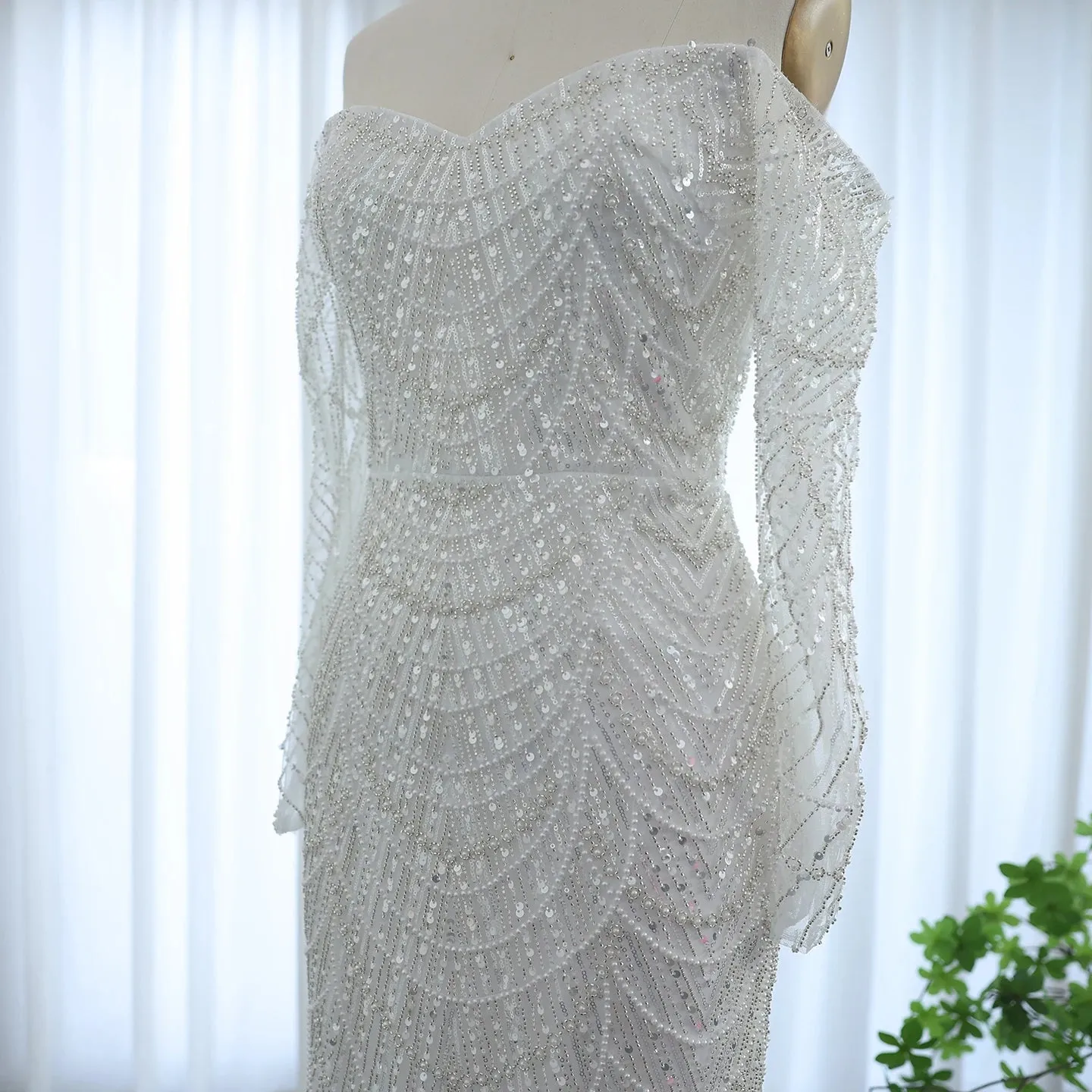 Off the Shoulder Mermaid Long Sleeves Party Gowns