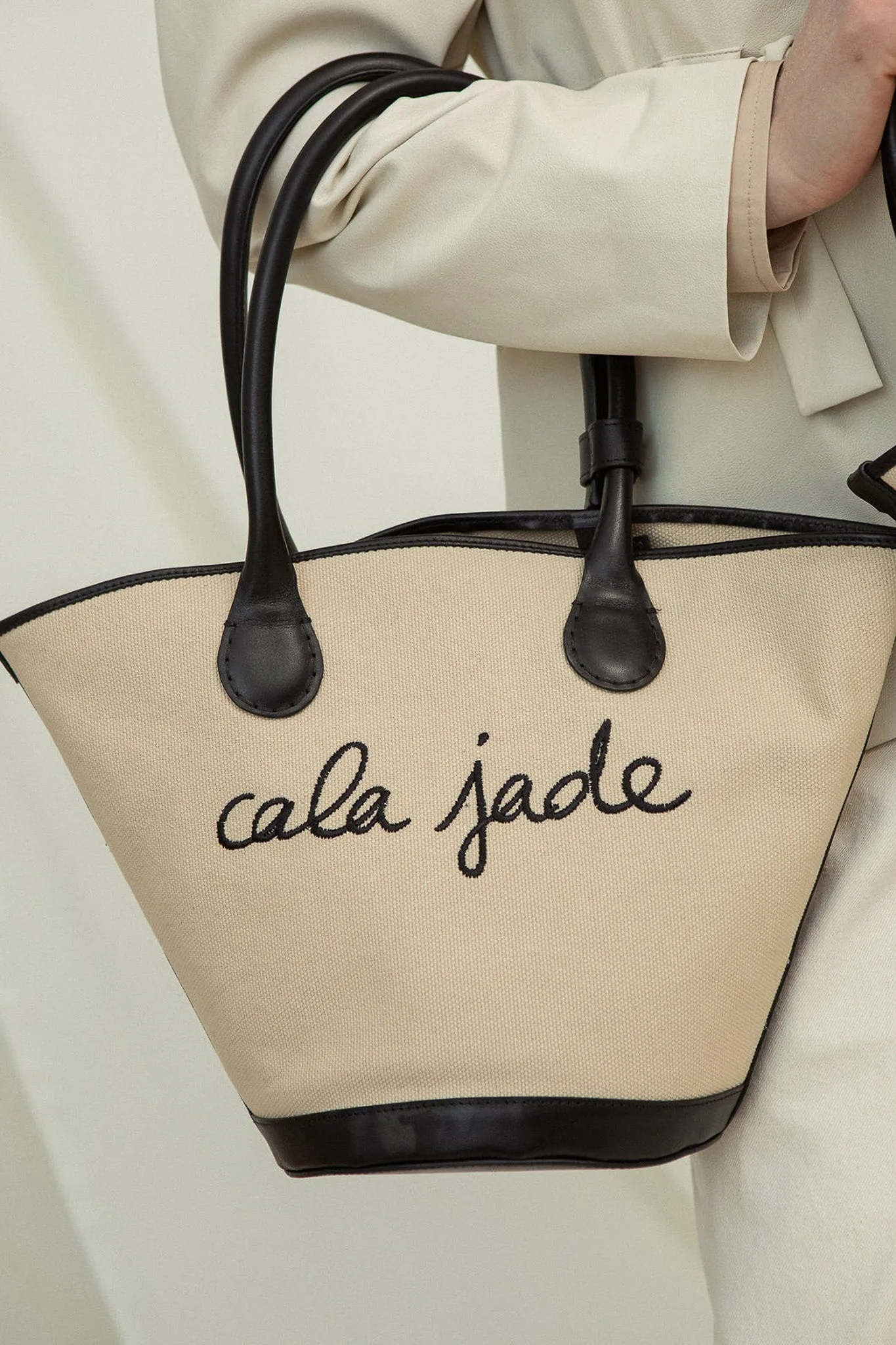 SANDHI Auburn Twill Tote bag