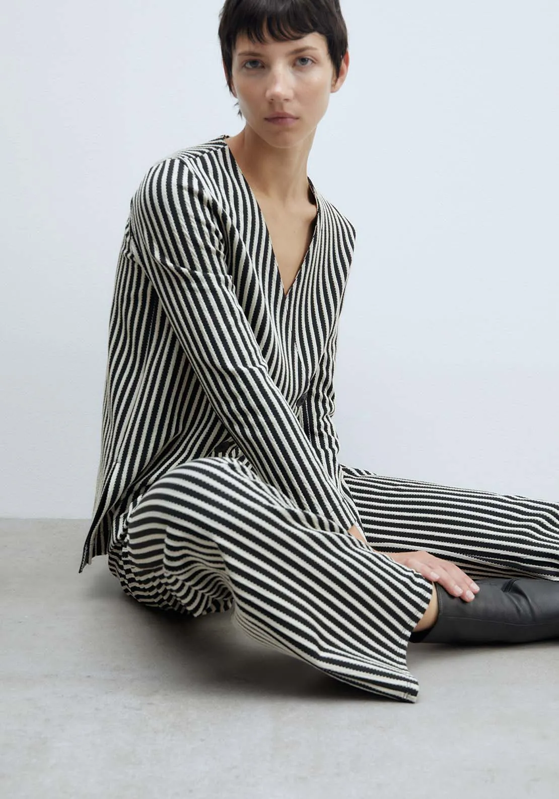 Striped Jacquard Blazer - Black