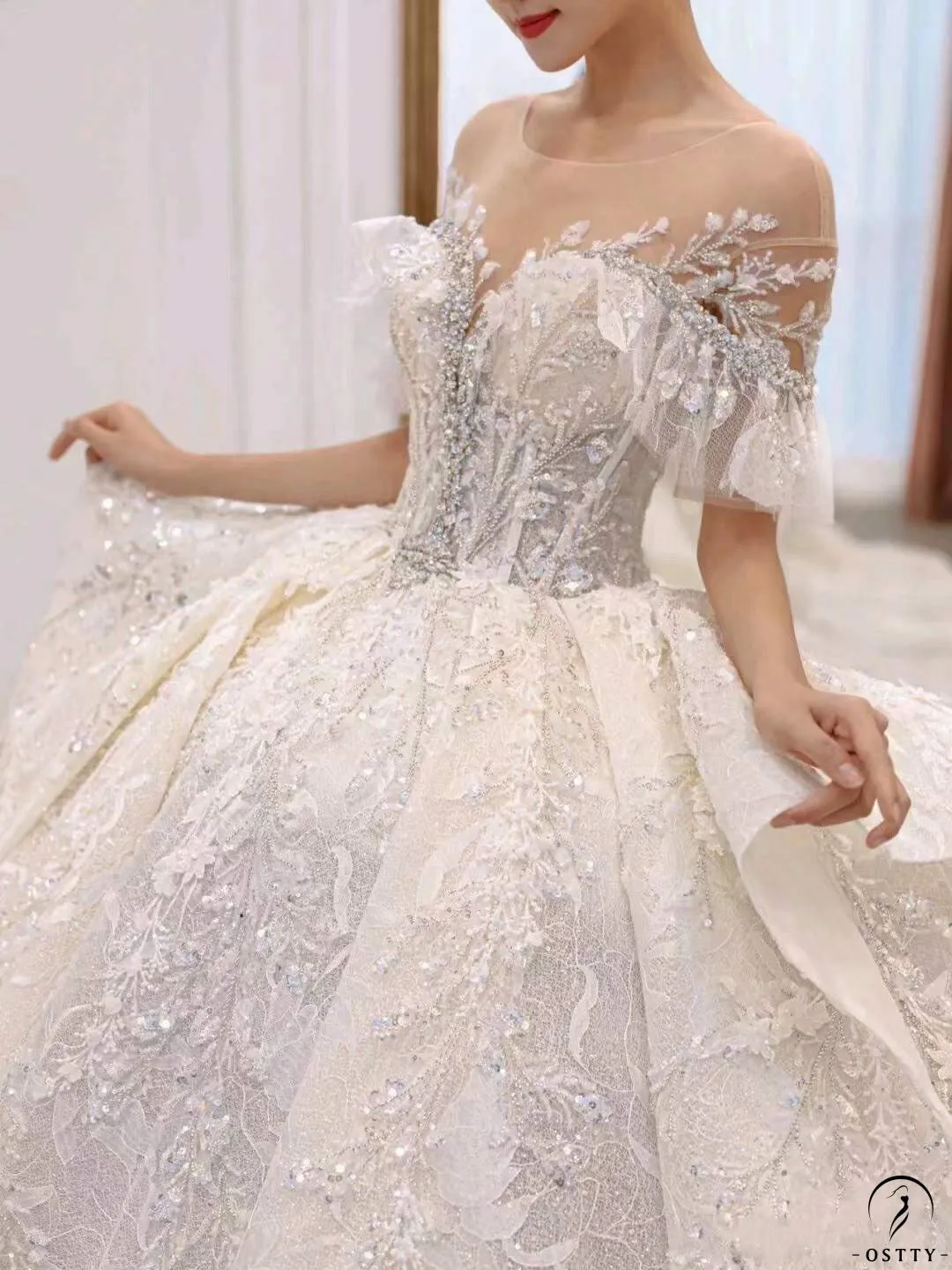 White Queen Collar Short Sleeve Crystals Pearl Wedding Dress OS09281